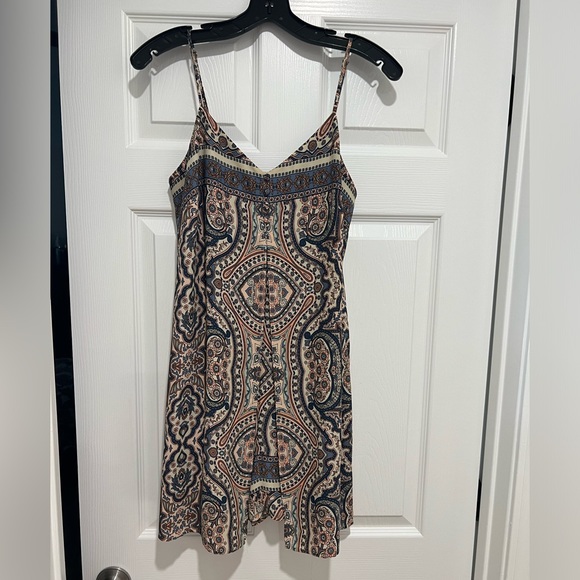 NWOT BCBGMAXAZRIA 'Helene' Vintage Brocade Print Slip Overlay Romper -Size S - Picture 4 of 7